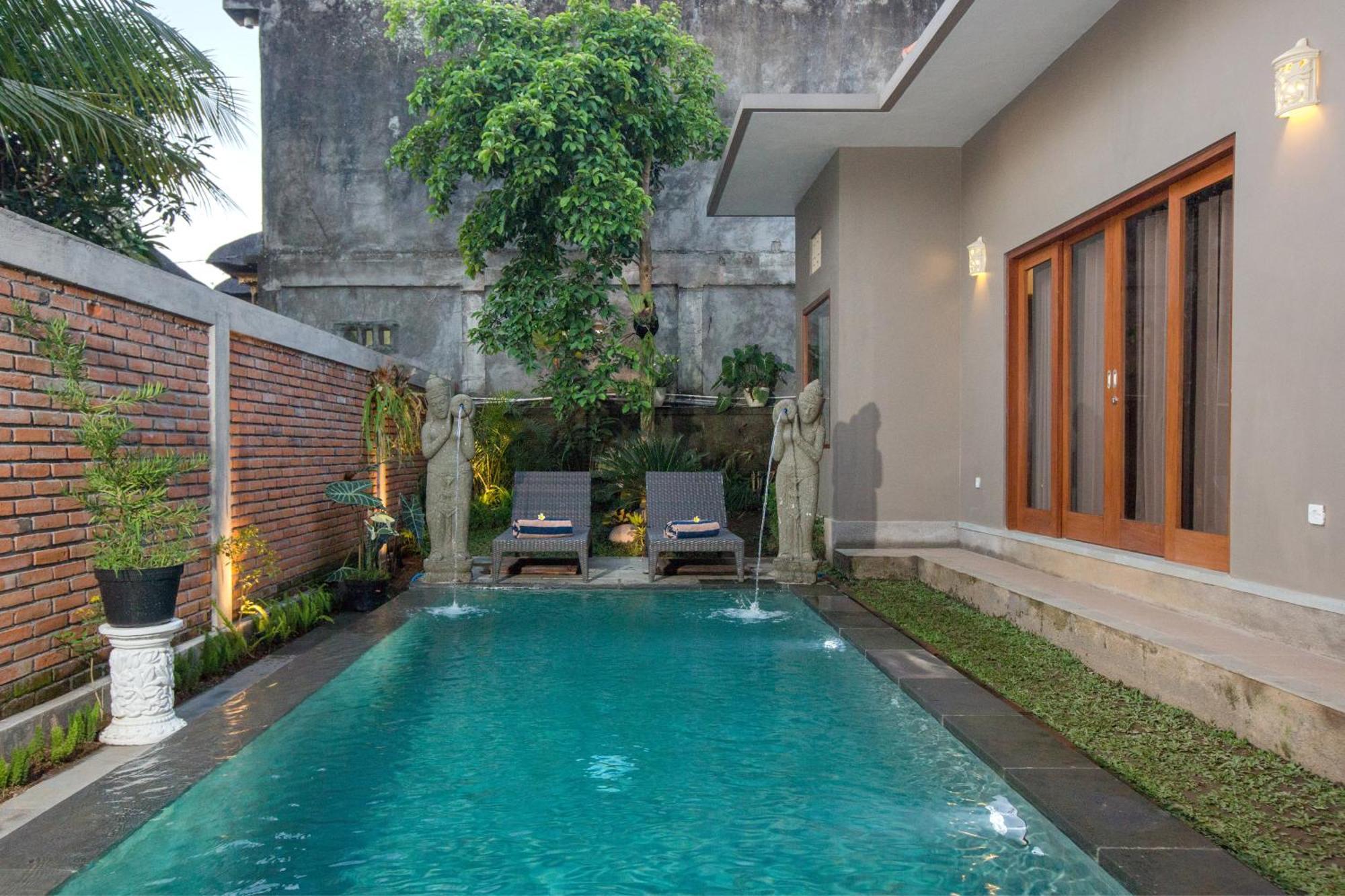 Villa Kak Asing *